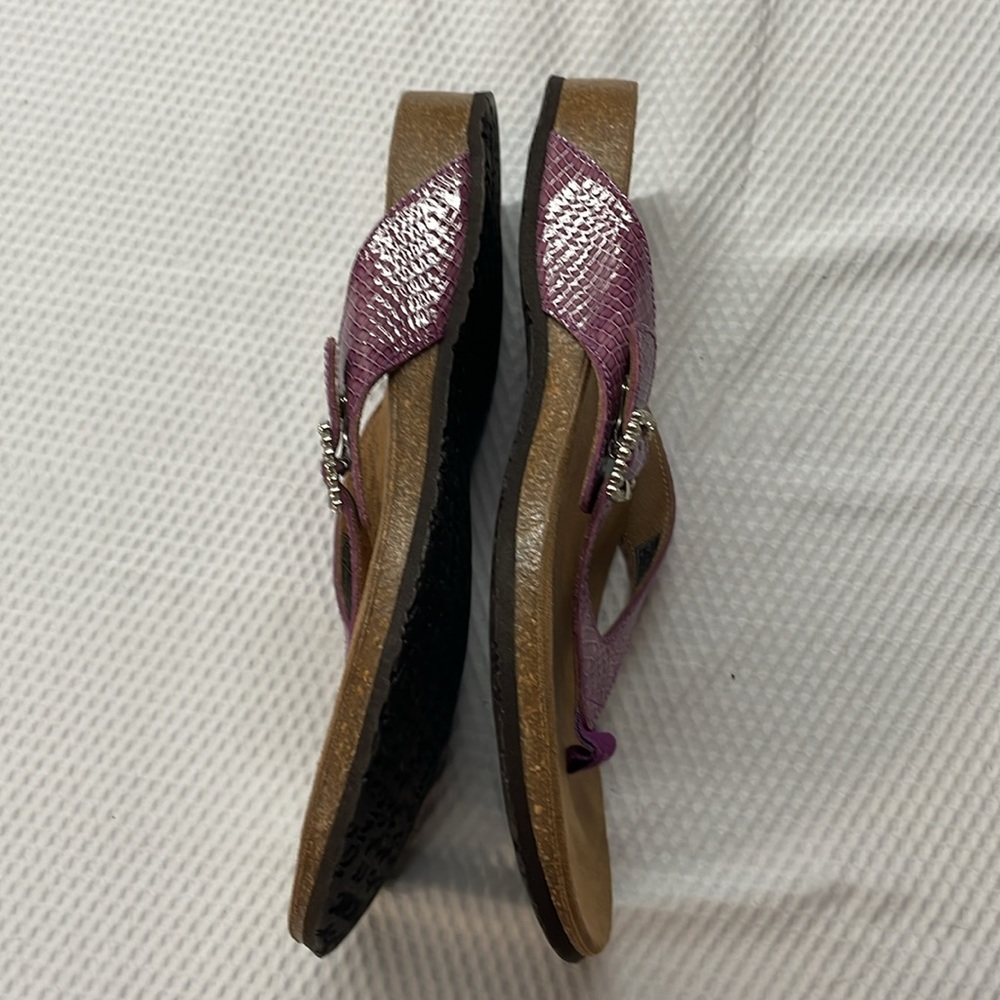 Vionic Women's Purple Sandals - Picture 6 of 9